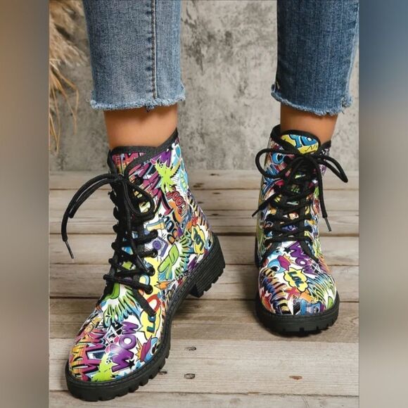 Ladies printed lace-up boots sz 8 - Picture 2 of 7